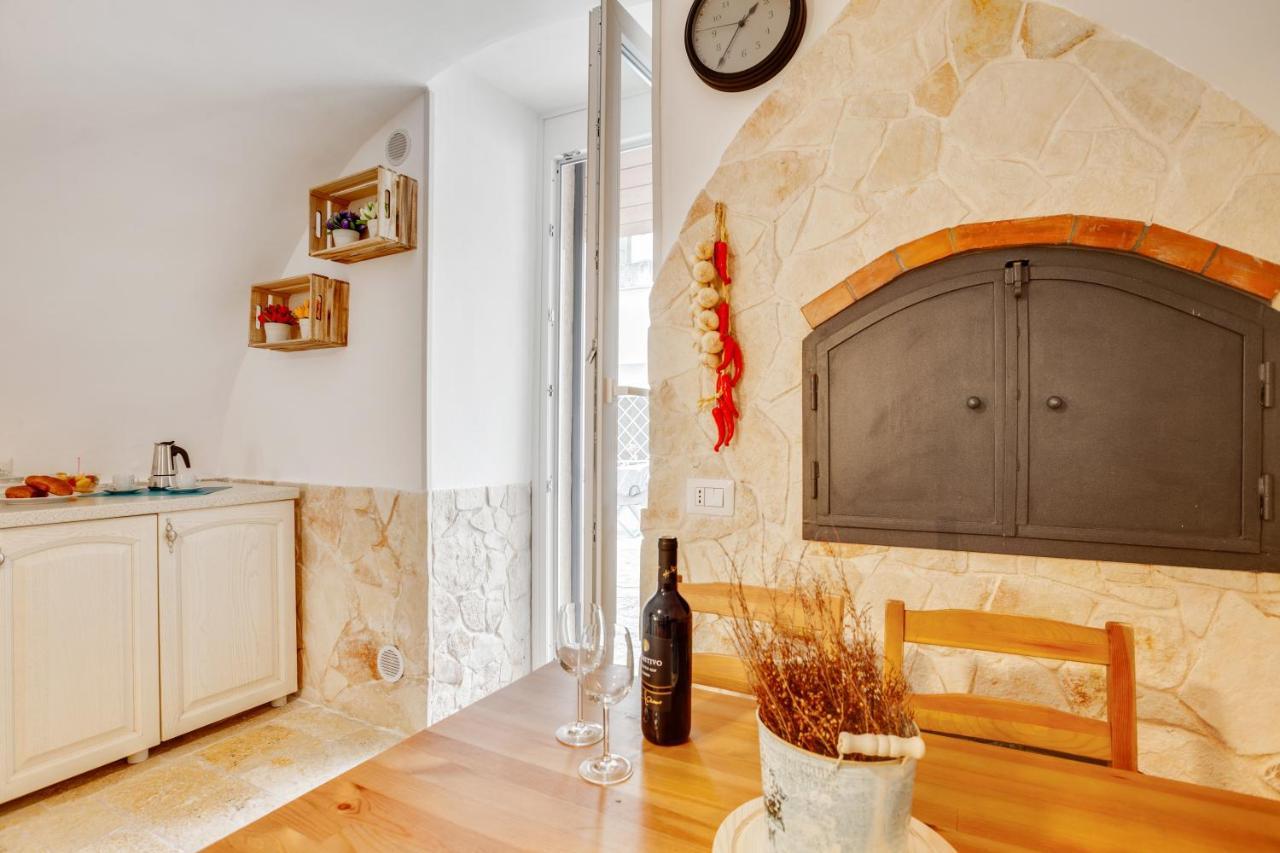 La Chicca Historic Center Beautiful Flat Apartamento Monopoli Exterior foto
