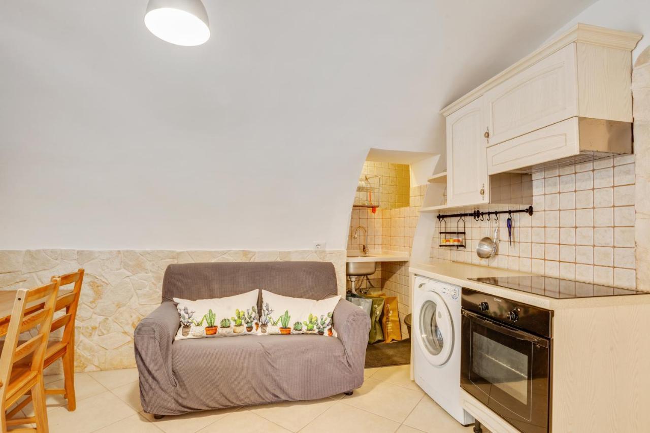 La Chicca Historic Center Beautiful Flat Apartamento Monopoli Exterior foto