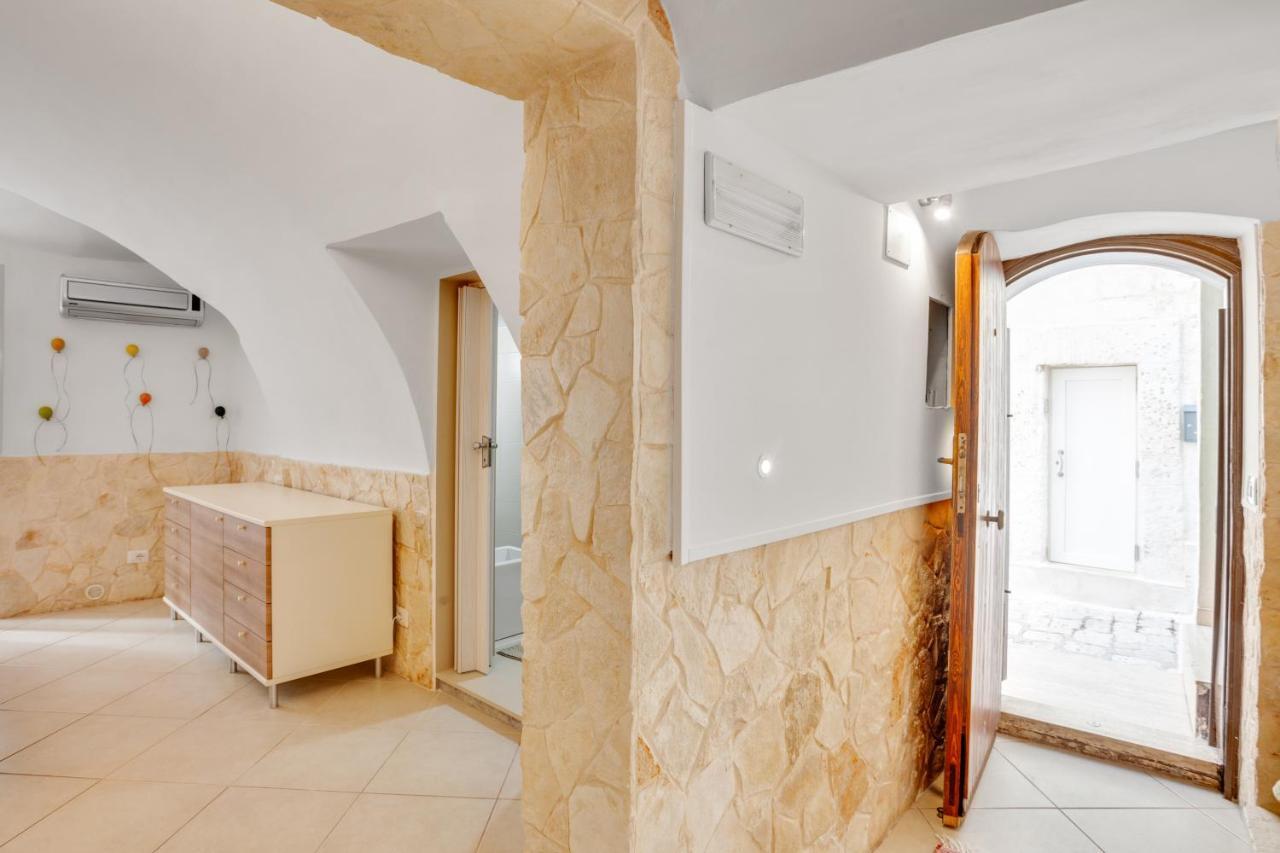 La Chicca Historic Center Beautiful Flat Apartamento Monopoli Exterior foto