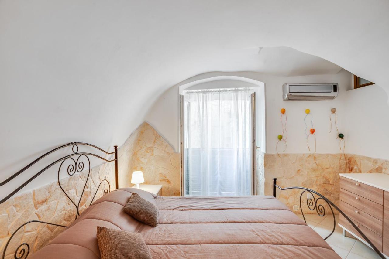 La Chicca Historic Center Beautiful Flat Apartamento Monopoli Exterior foto