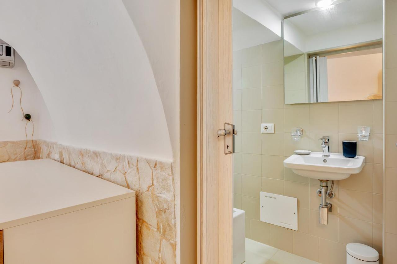 La Chicca Historic Center Beautiful Flat Apartamento Monopoli Exterior foto