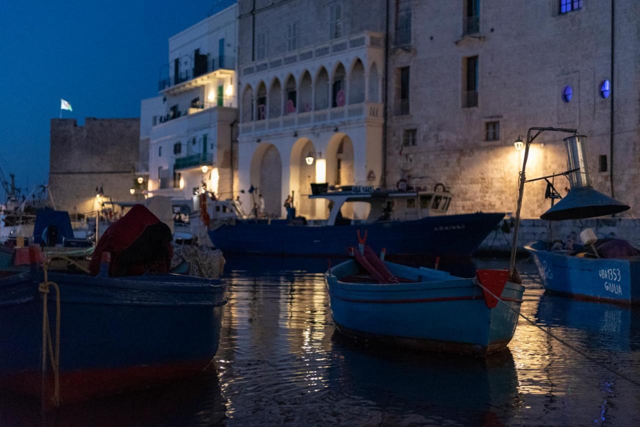 La Chicca Historic Center Beautiful Flat Apartamento Monopoli Exterior foto